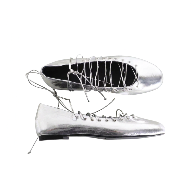 Lace-up ballet flats in silver  #S033